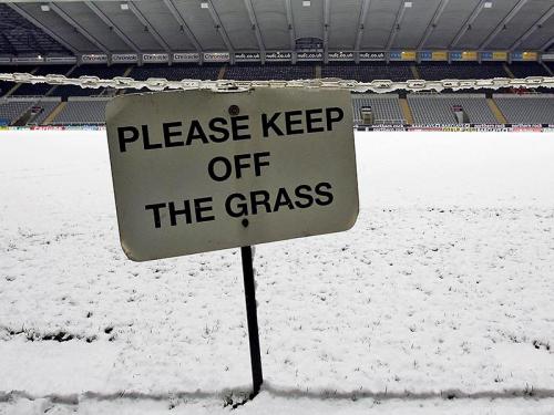 Match-Abandoned-Snow-Abandon-Cancel-Football_1581142.jpg