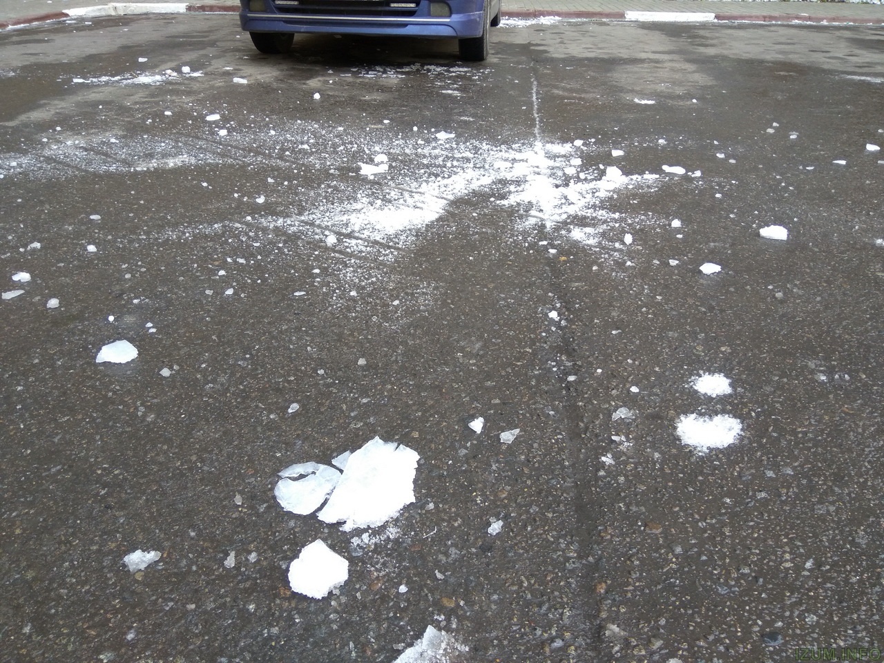 Изумрудные холмы лёд падает с крыш на тротуары (6)_новый размер.jpg